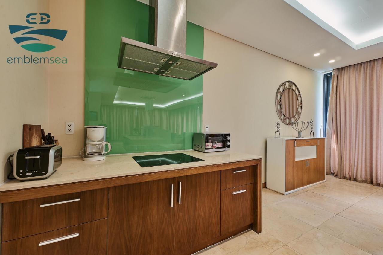 Emblem Sea 4 Bedroom Villas Da Nang Exterior photo