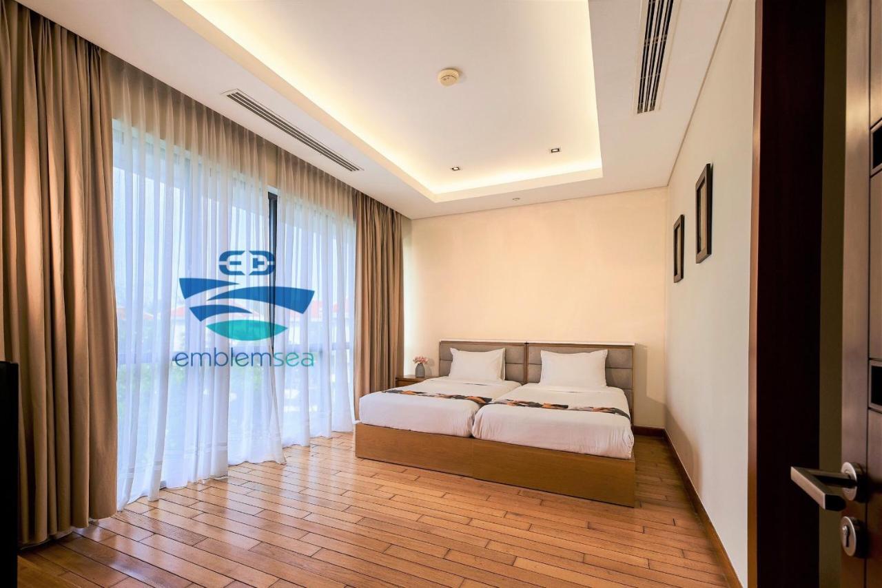Emblem Sea 4 Bedroom Villas Da Nang Exterior photo