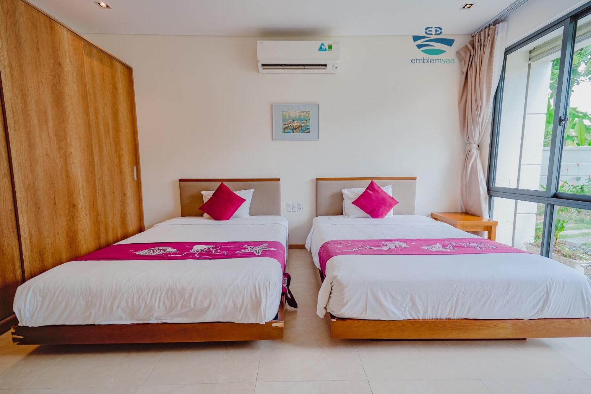 Emblem Sea 4 Bedroom Villas Da Nang Exterior photo